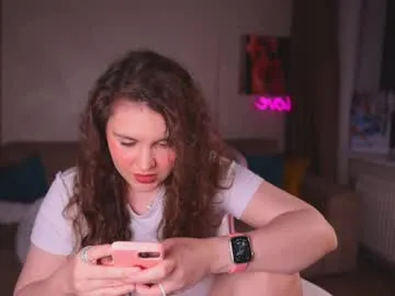 xunybany free chat on liveonude Image 4