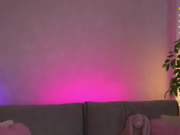 april_ebony18_ free chat on liveonude Image 5