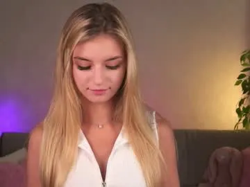 april_ebony18_ free chat on liveonude Image 7