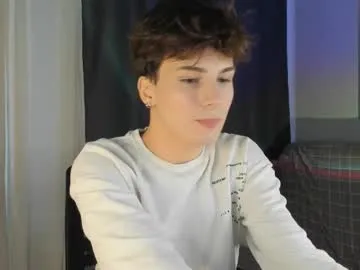 mystic_evan free chat on liveonude