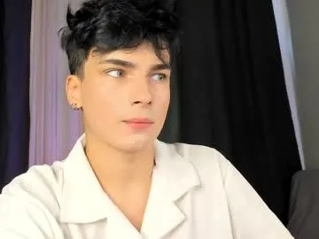 DiamondJo free chat on liveonude Image 2