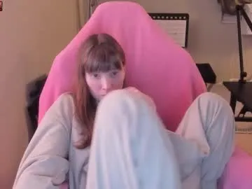 xunybany free chat on liveonude Image 3