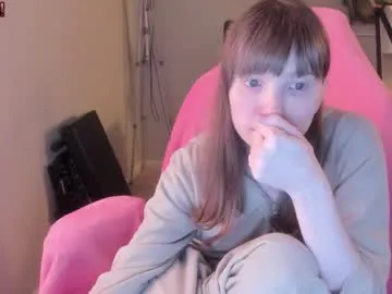 xunybany free chat on liveonude Image 4