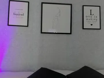 saori_newman free chat on liveonude Image 15