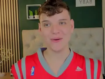 naughty_twink_ free chat on liveonude