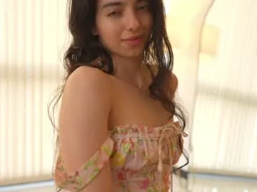 hidianapaola free chat on liveonude Image 2