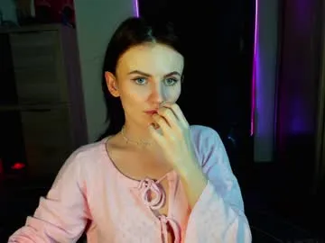 nicky_weekends free chat on liveonude