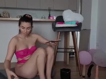 xunybany free chat on liveonude Image 10