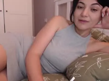 Wild-Angel777 free chat on liveonude Image 4