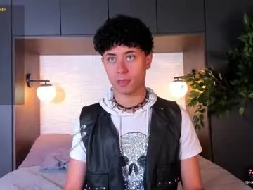 amelia_belle_ free chat on liveonude Image 17