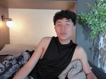 amelia_belle_ free chat on liveonude Image 3