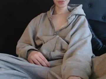 ELENA-XXX free chat on liveonude Image 18