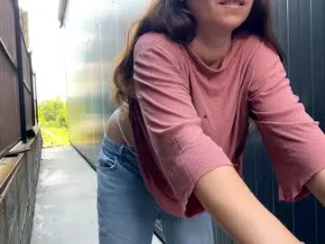 xunybany free chat on liveonude Image 8