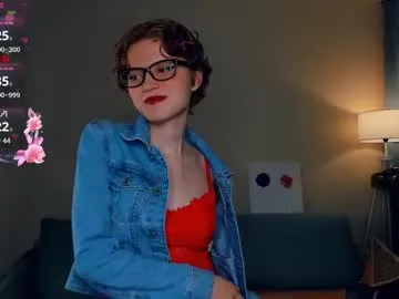 Wild-Angel777 free chat on liveonude Image 12