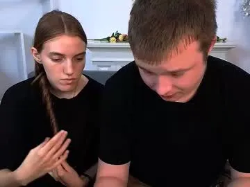 WhoreRobot free chat on liveonude Image 10