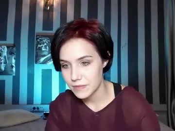 lory34 free chat on liveonude Image 2