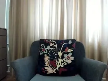 chloe_jeense free chat on liveonude Image 3