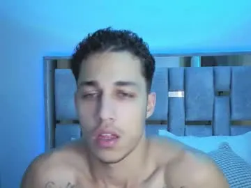 xunybany free chat on liveonude Image 13