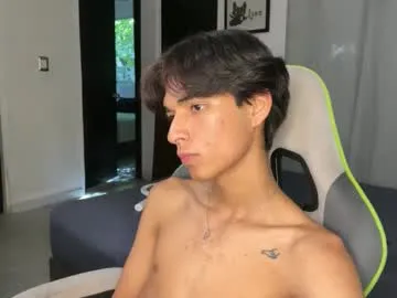 DiamondJo free chat on liveonude Image 2