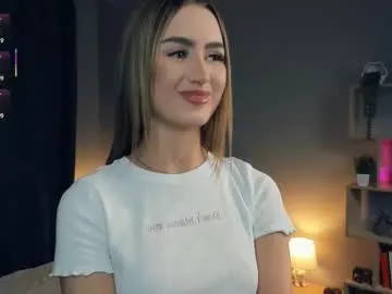 malucam_06 free chat on liveonude Image 11