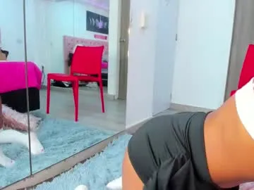 agatha__milf free chat on liveonude Image 3