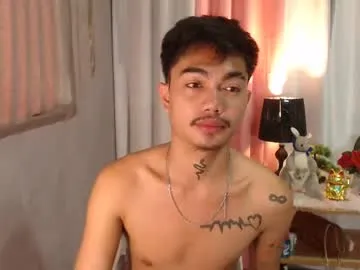 xunybany free chat on liveonude Image 2