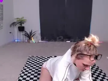 christiekroes free chat on liveonude Image 11