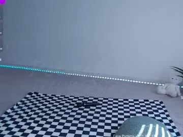 christiekroes free chat on liveonude Image 7