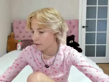 noah_devil_ free chat on liveonude Image 10