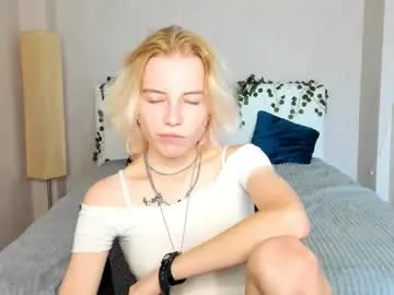 noah_devil_ free chat on liveonude Image 4