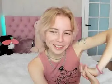 noah_devil_ free chat on liveonude Image 8