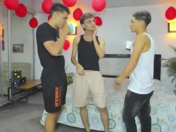 DiamondJo free chat on liveonude Image 17