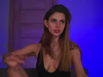 BELBIG free chat on liveonude Image 10