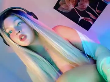 Wild-Angel777 free chat on liveonude Image 19