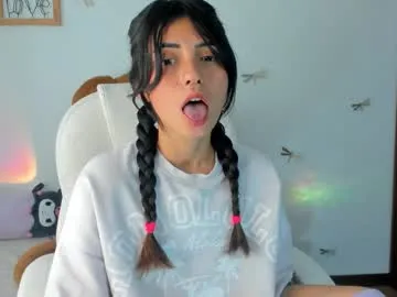 isabelle_sara free chat on liveonude Image 5