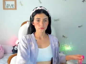 isabelle_sara free chat on liveonude Image 6