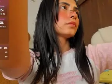 isabelle_sara free chat on liveonude Image 8