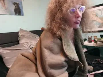 elliee_alves free chat on liveonude Image 18