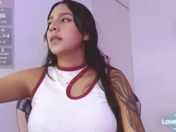 wini_fer free chat on liveonude Image 9