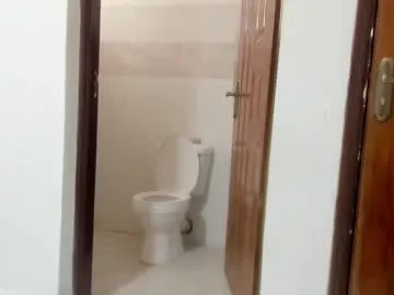 xunybany free chat on liveonude Image 2