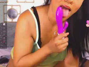 regina1819 free chat on liveonude