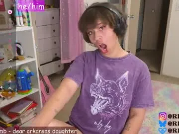 BELBIG free chat on liveonude Image 2