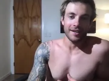 hold-me-tight free chat on liveonude Image 12