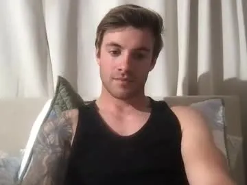 hold-me-tight free chat on liveonude Image 2