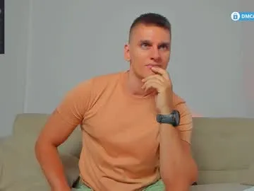 BELBIG free chat on liveonude Image 13