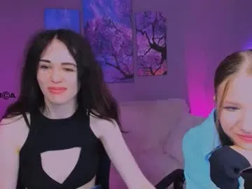 DiamondJo free chat on liveonude Image 19