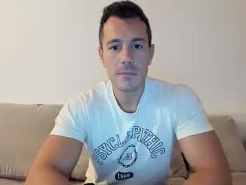 xunybany free chat on liveonude Image 13