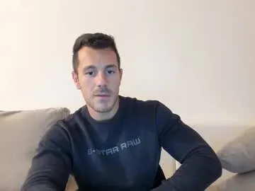 xunybany free chat on liveonude Image 4