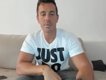 xunybany free chat on liveonude Image 8