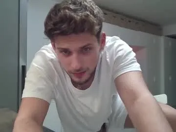 roberto_twink1 free chat on liveonude